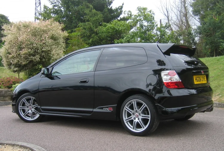 honda_civic_type_r_final_edition_black_007.webp