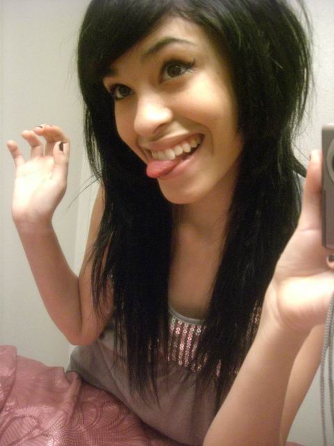 Hot_emo_girl_1.jpg