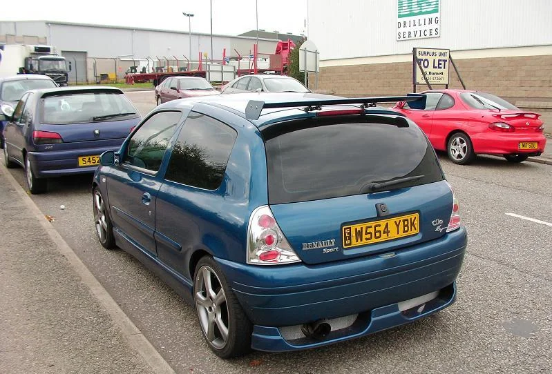 hutchieandjaffa_estatebarry_011.webp