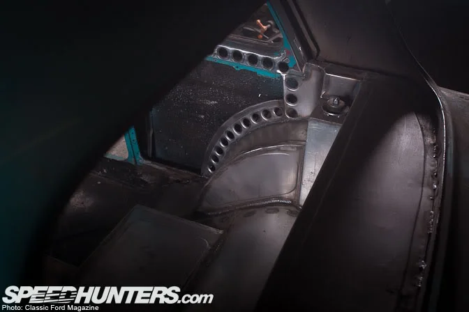hux10.webp