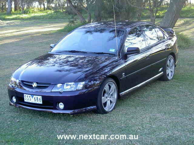 i.holden.commodore.VYII.ss.jpg