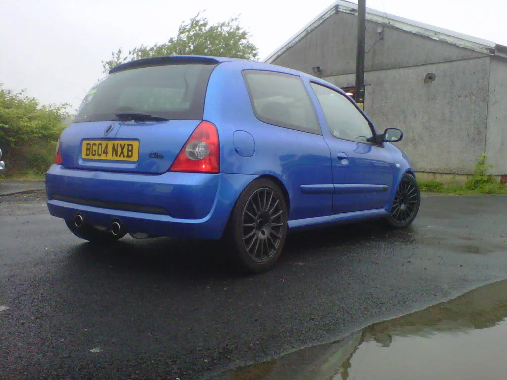IMG00652-20110612-1837.webp