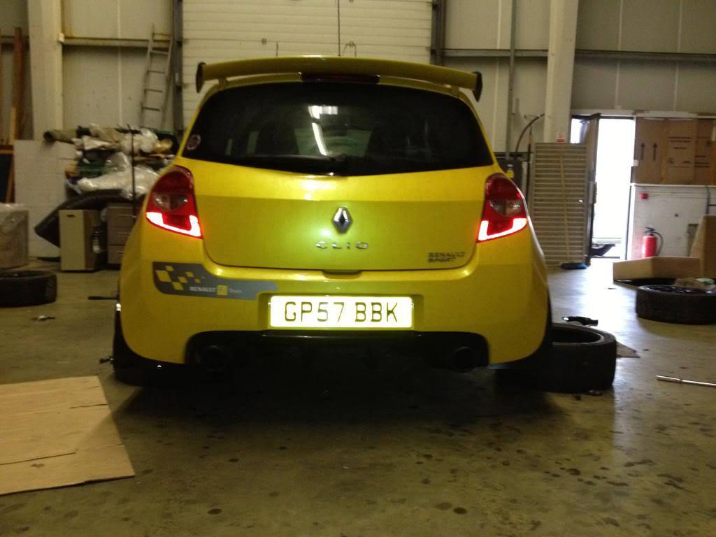 renault clio mud flaps