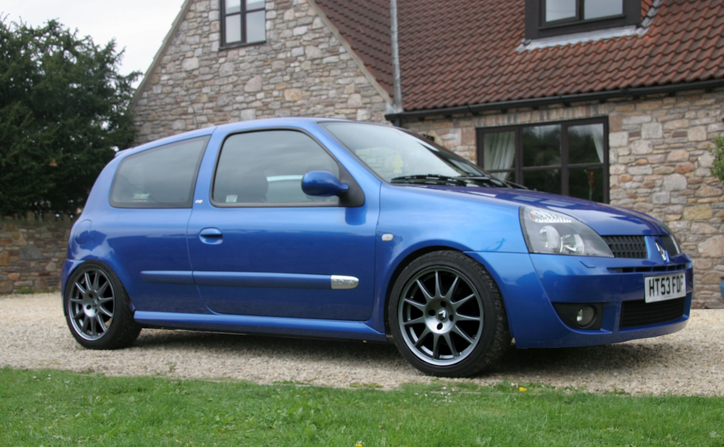 IMG_1977SlammedSPrayed.jpg