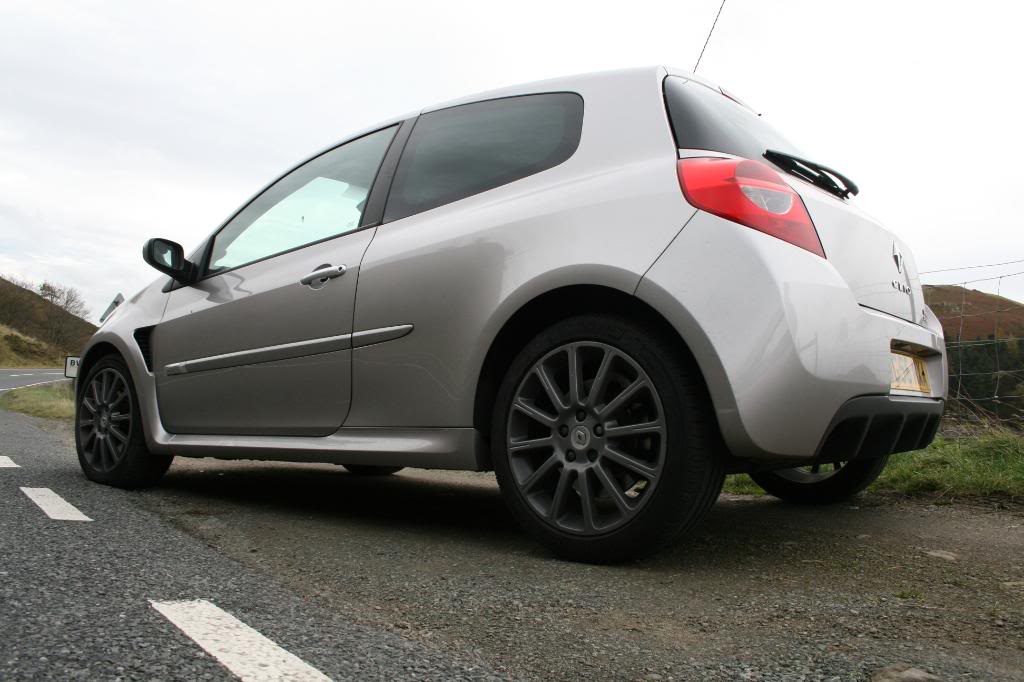 IMG_2033.jpg IMG_2033.jpg