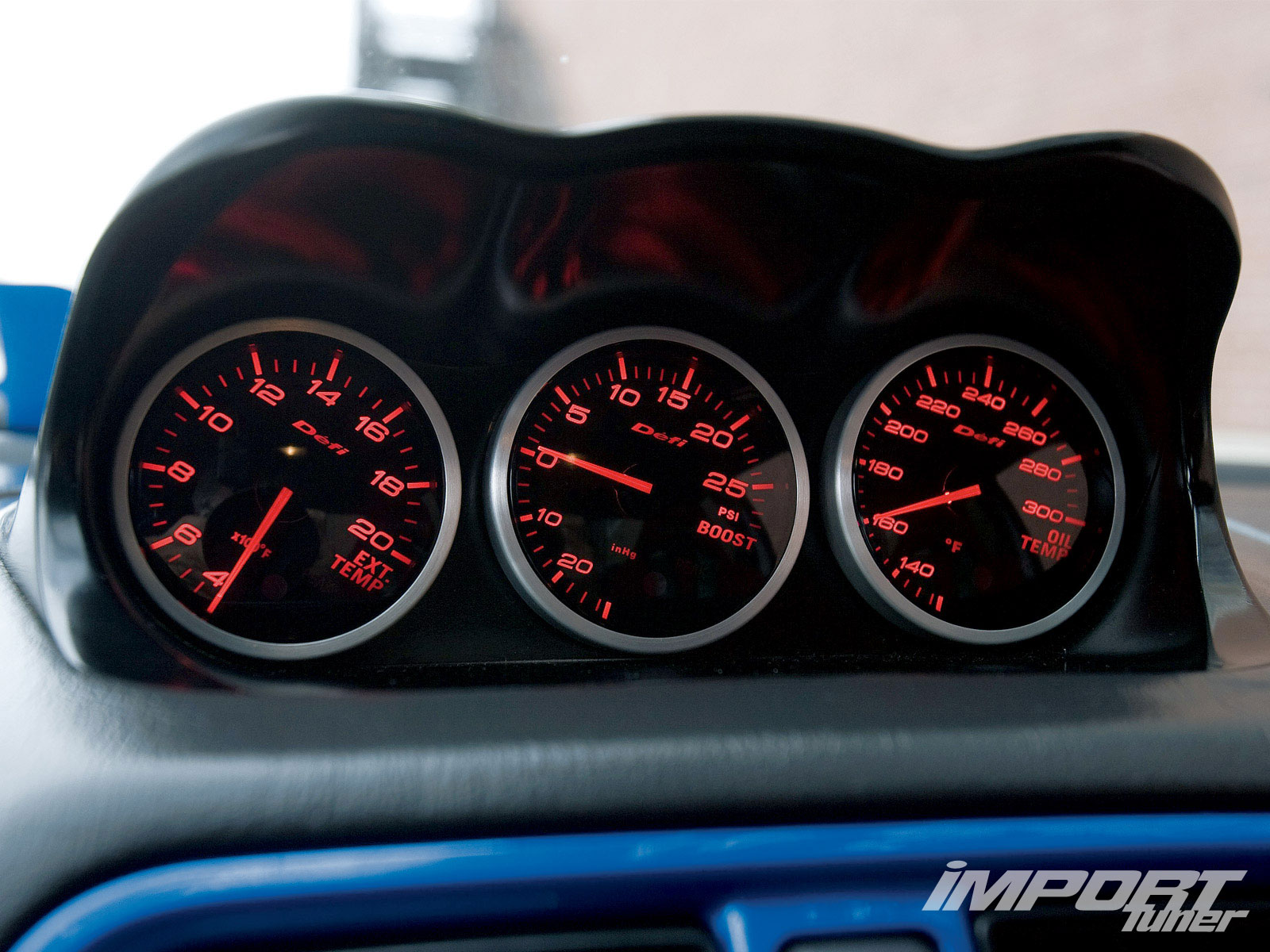 impp-0912-09-o%2B2004-subaru-impreza-wrx%2Bati-gauge-pod-defi-link-meter-bf-gauges.jpg