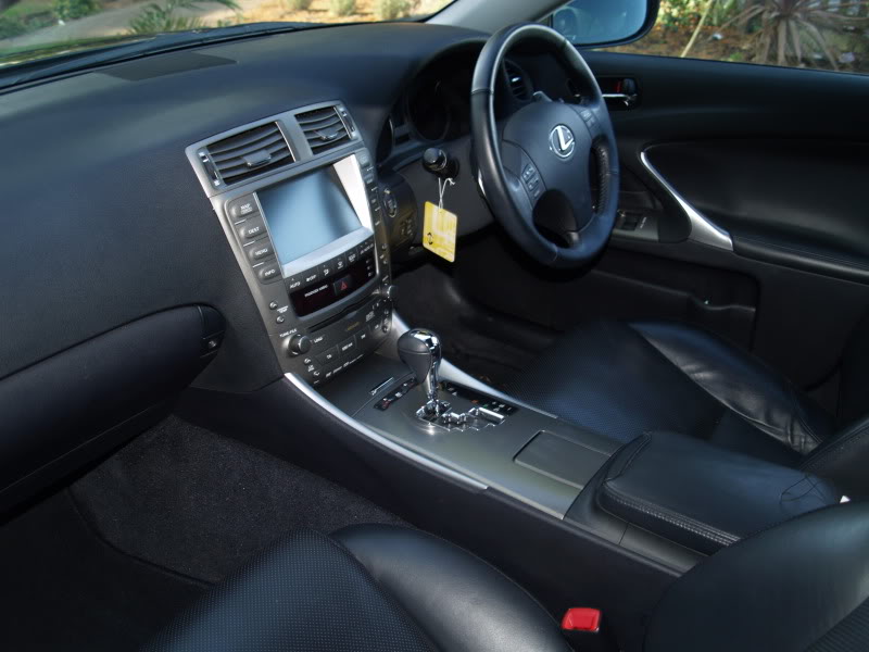Interior2.jpg Interior2.jpg