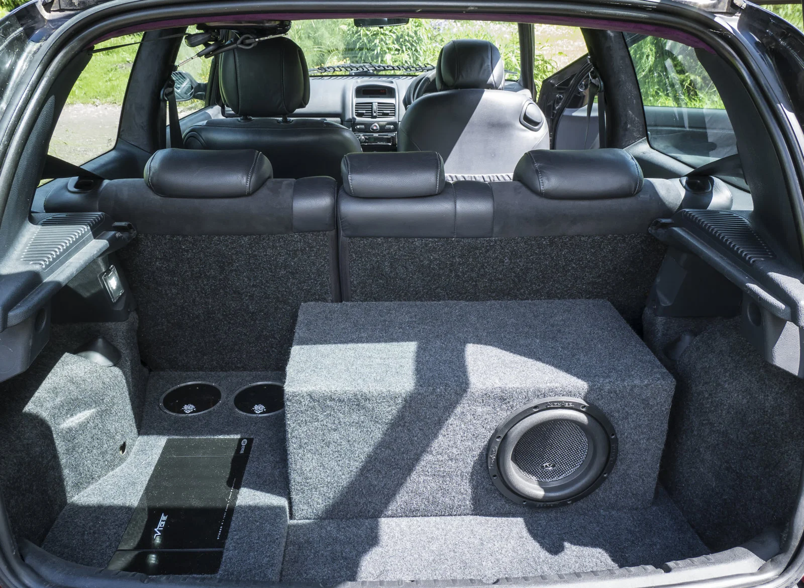Interior3 copy.webp
