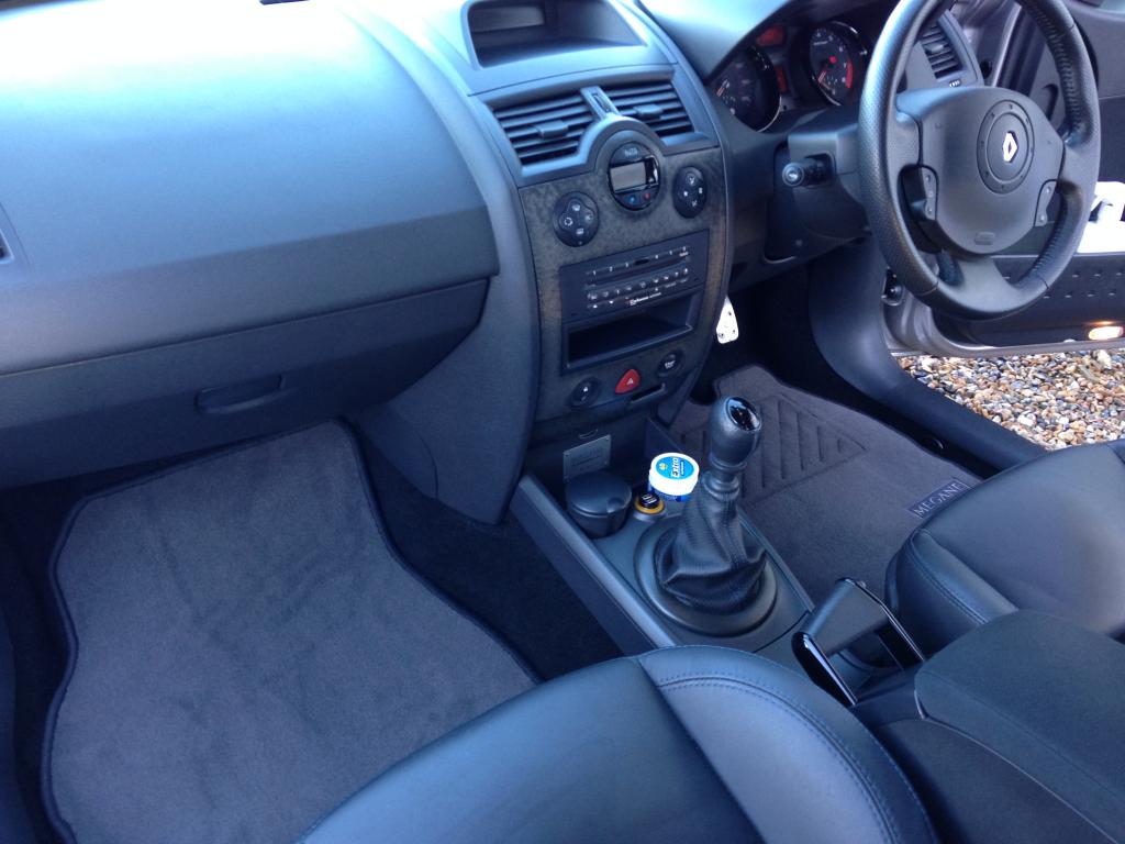 Interior_zps7b3c8936.jpg