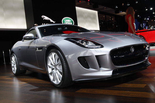 jaguar-al-salone-di-parigi-2012_8.jpg