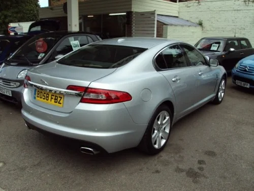 jaguar-xf-2-7d-premium-luxury-auto-saloon-2008-liquid-silver-782072fce1ccce6f3a4c69fd7ddb08f3.webp