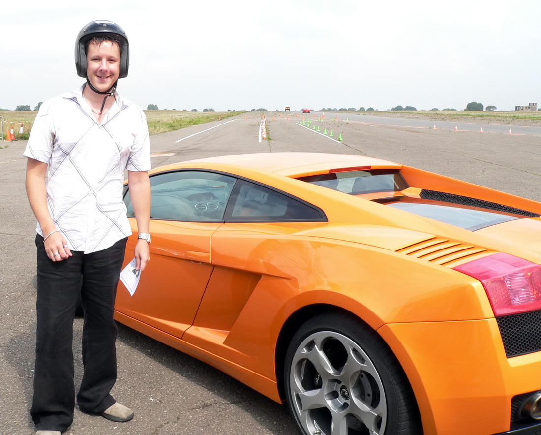 JamesafterdrivingLambosmall.jpg JamesafterdrivingLambosmall.jpg
