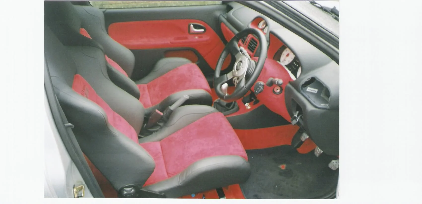 JamesCliocentreconsolcarpetandsteer.webp