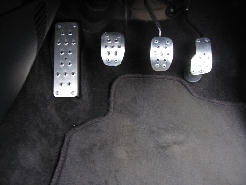 Jan07Footrest.jpg Jan07Footrest.jpg