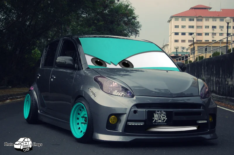 japanies_modfied_car_pixared.webp