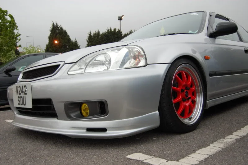 JCmeet016.webp