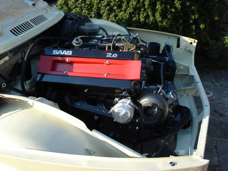 june08_engine_installation_005.webp