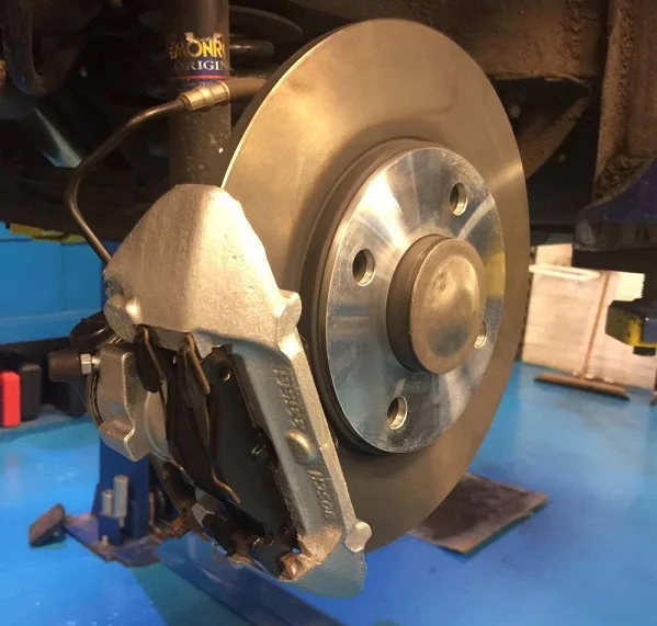 Kevs%20Photo%20-%20New%20Rear%20Brakes%20-%20January%202017_zpsu0ao27zq.webp