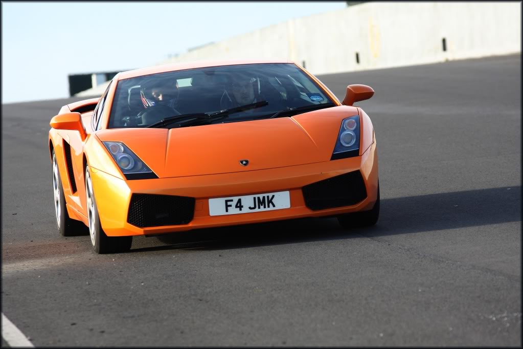 Knockhill2W.jpg
