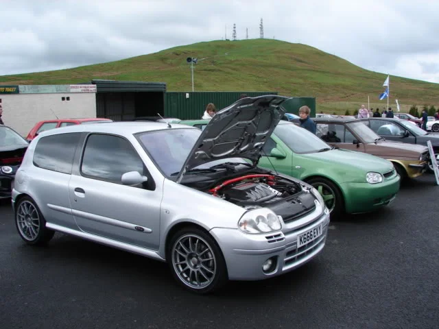 KnockhillthedayGordonmetJodi.webp