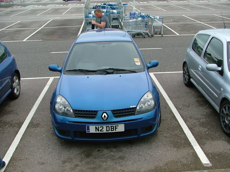 KrispyKremes27thApril08007.jpg KrispyKremes27thApril08007.jpg