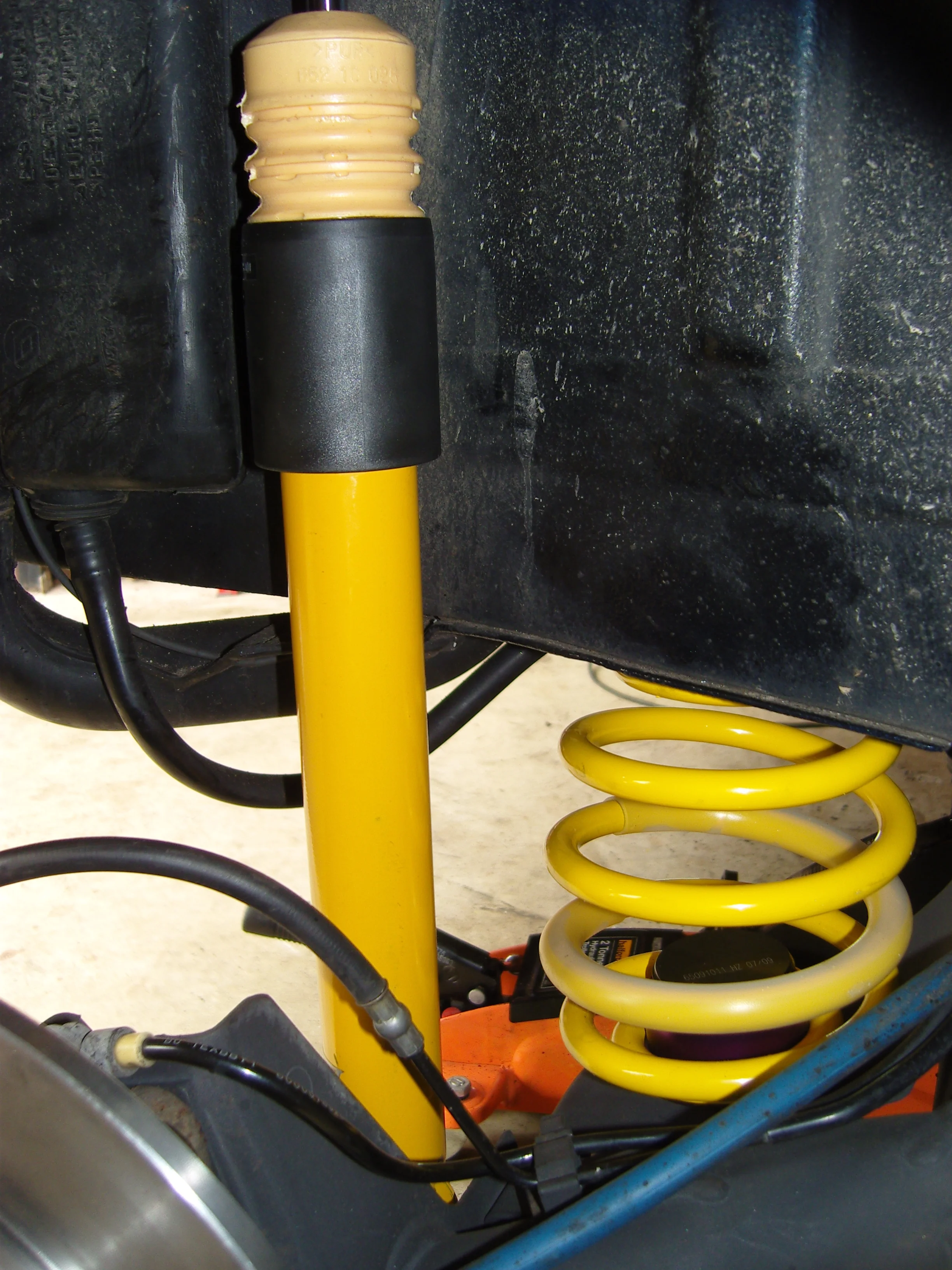 KW%20Rear%20Shox%20LH.webp