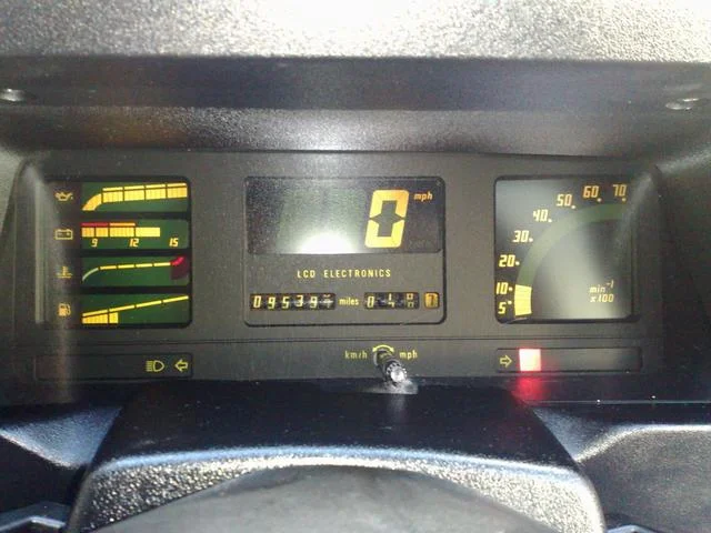 L-Astra-GTE-Dash.webp