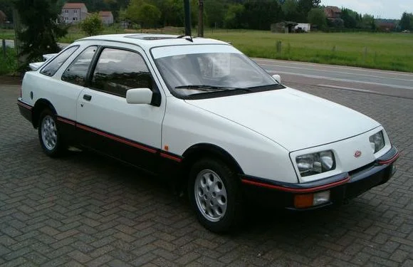 L-Ford-Sierra-XR4i.webp