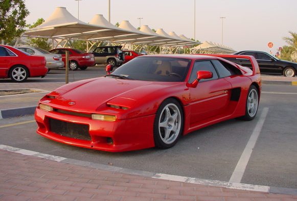 L-Venturi-400-GT.jpg
