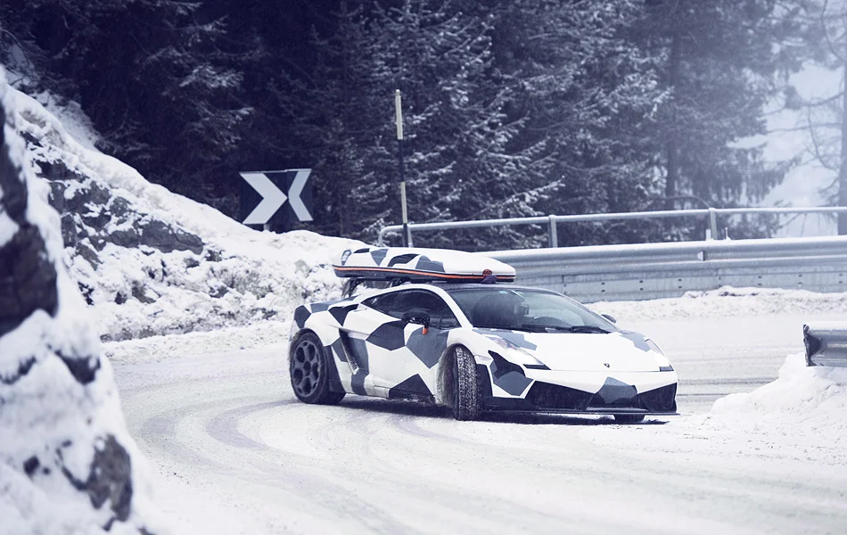 lamborghini-galardo-drifting-2.webp