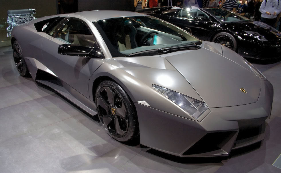 Lamborghini_Reventn.jpg