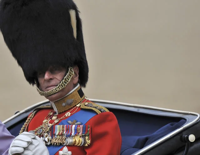LAND-2010-081-TroopingtheColour--13.webp
