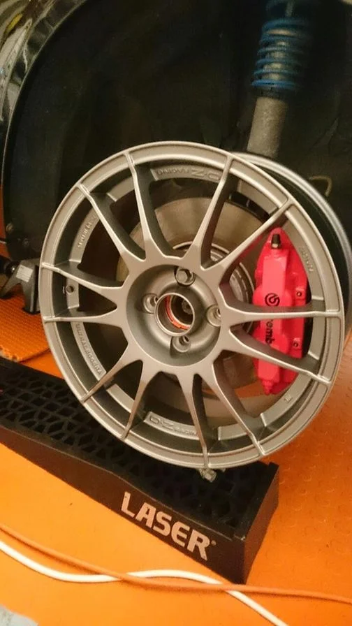 LkvGP72.webp