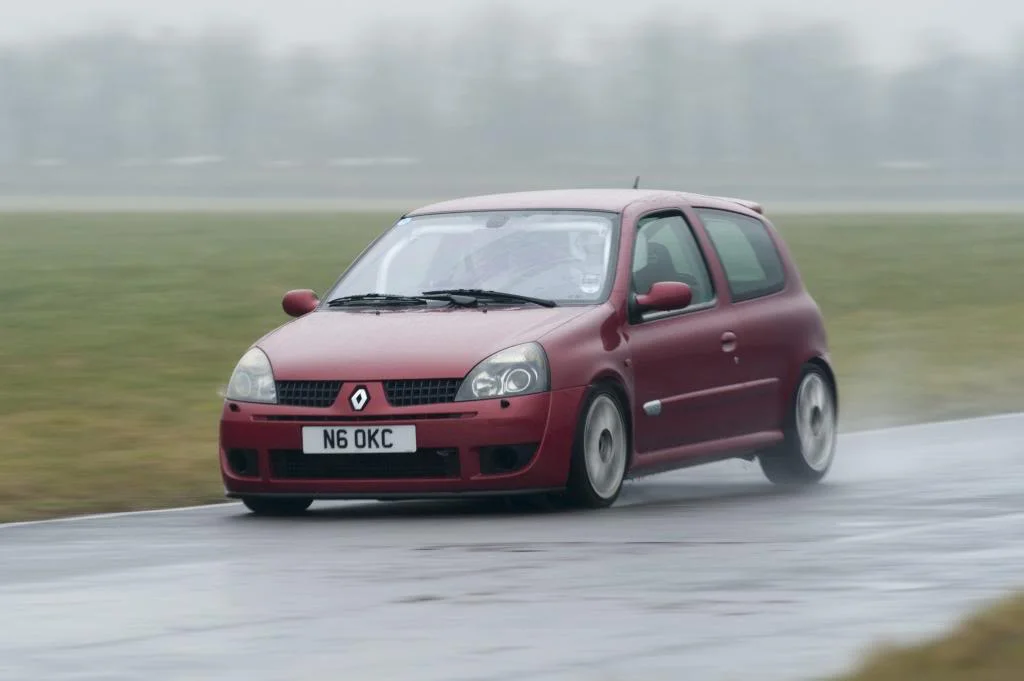 Llandow_6_zps4c4ee6c4.webp