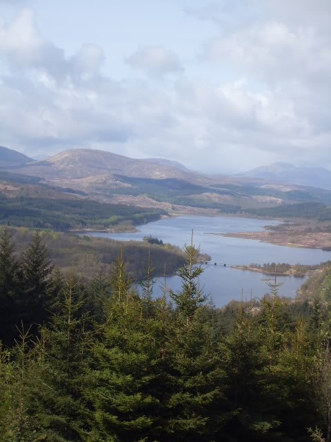 LochCluanie2.jpg