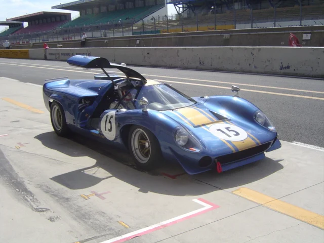 lola_t70_a_lloyd.webp