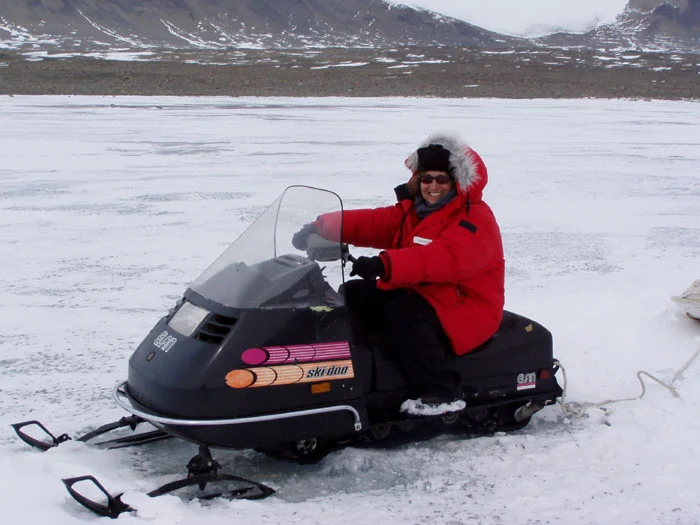 Louise_%20snowmobile%20-%20P1010002.webp