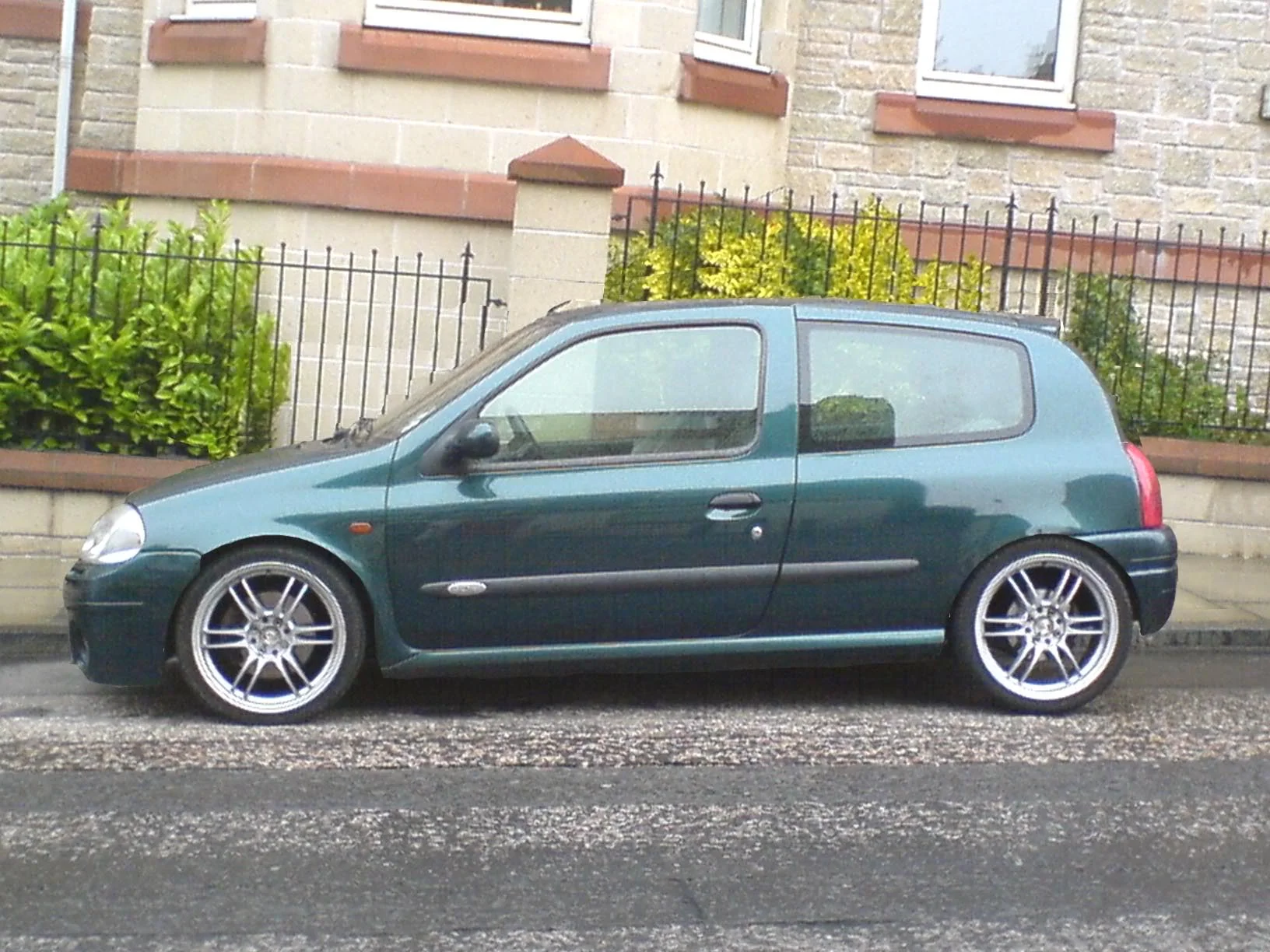 lowcar.webp