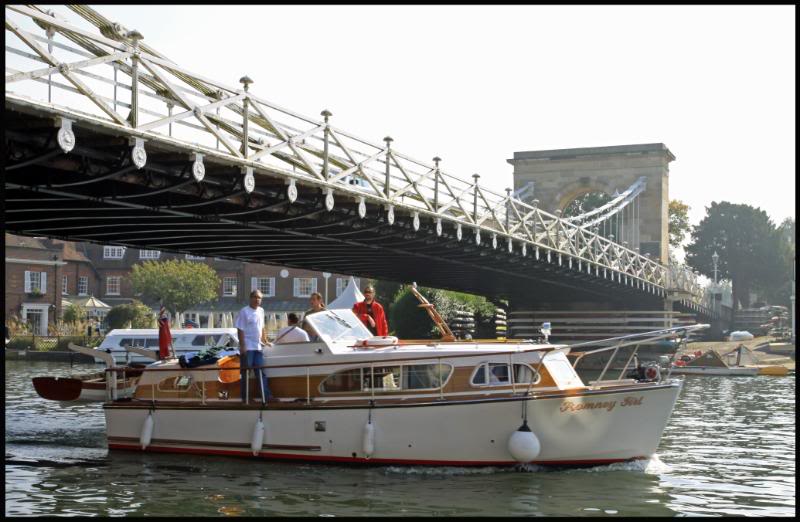 marlowswan16.jpg marlowswan16.jpg