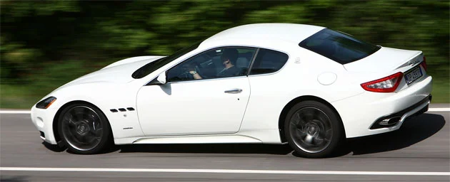 maserati-granturismo-in-white_100185907_m.webp