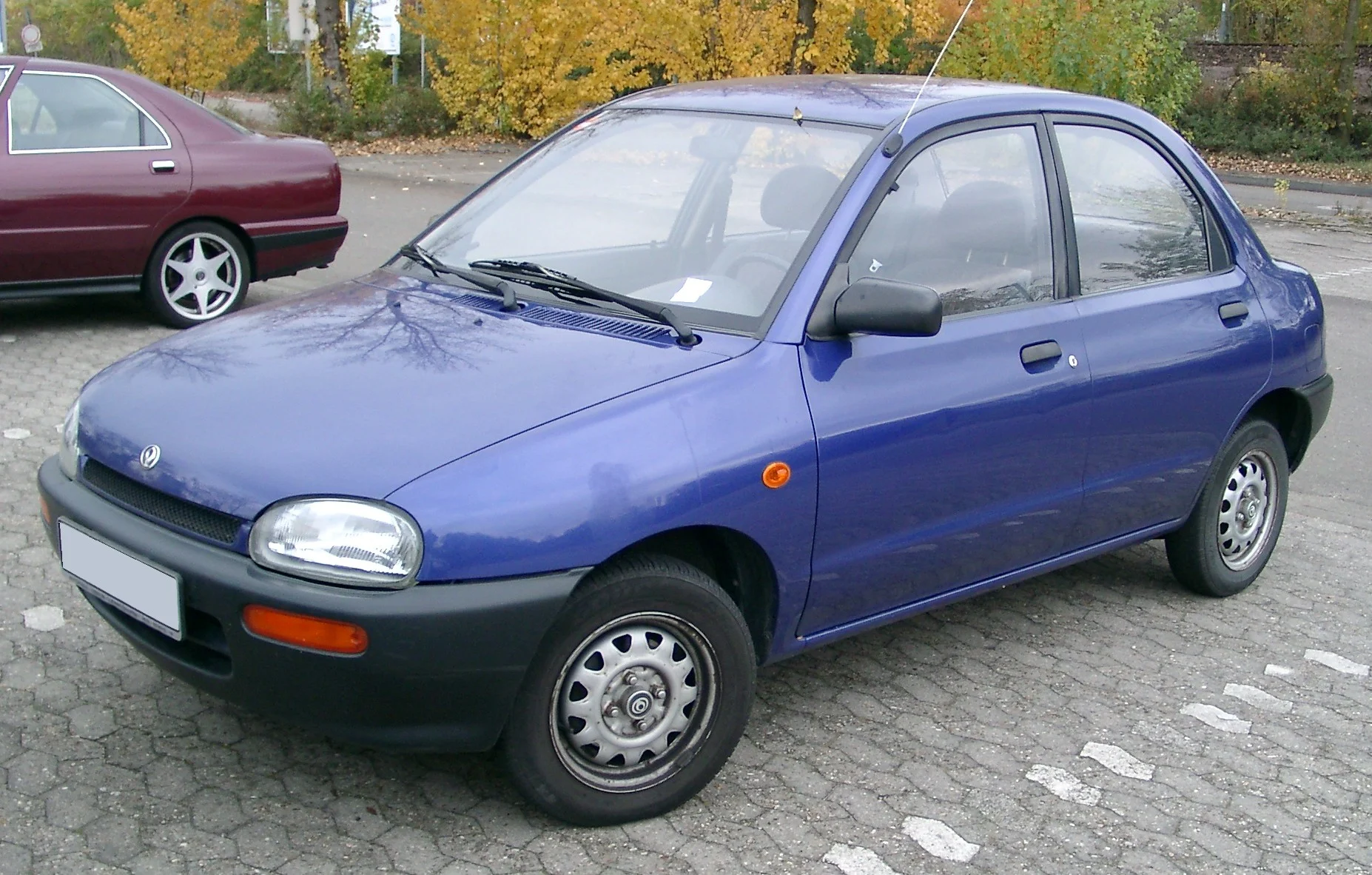 Mazda_121_front_20071025.webp