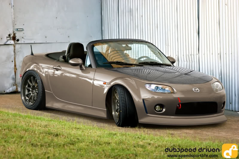 Mazda_mx_5_by_kakashid0.jpg