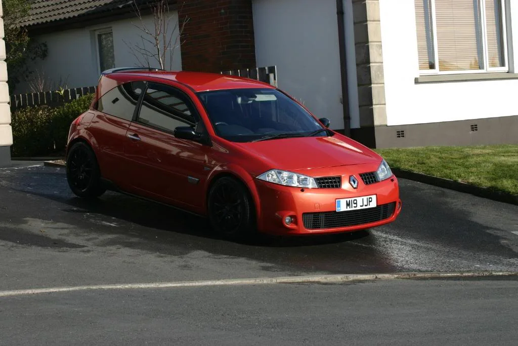 Megane225015.webp