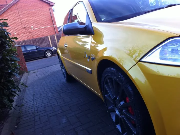 megane5.webp