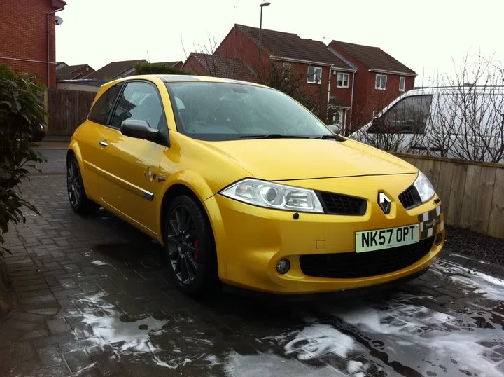 megane8.webp