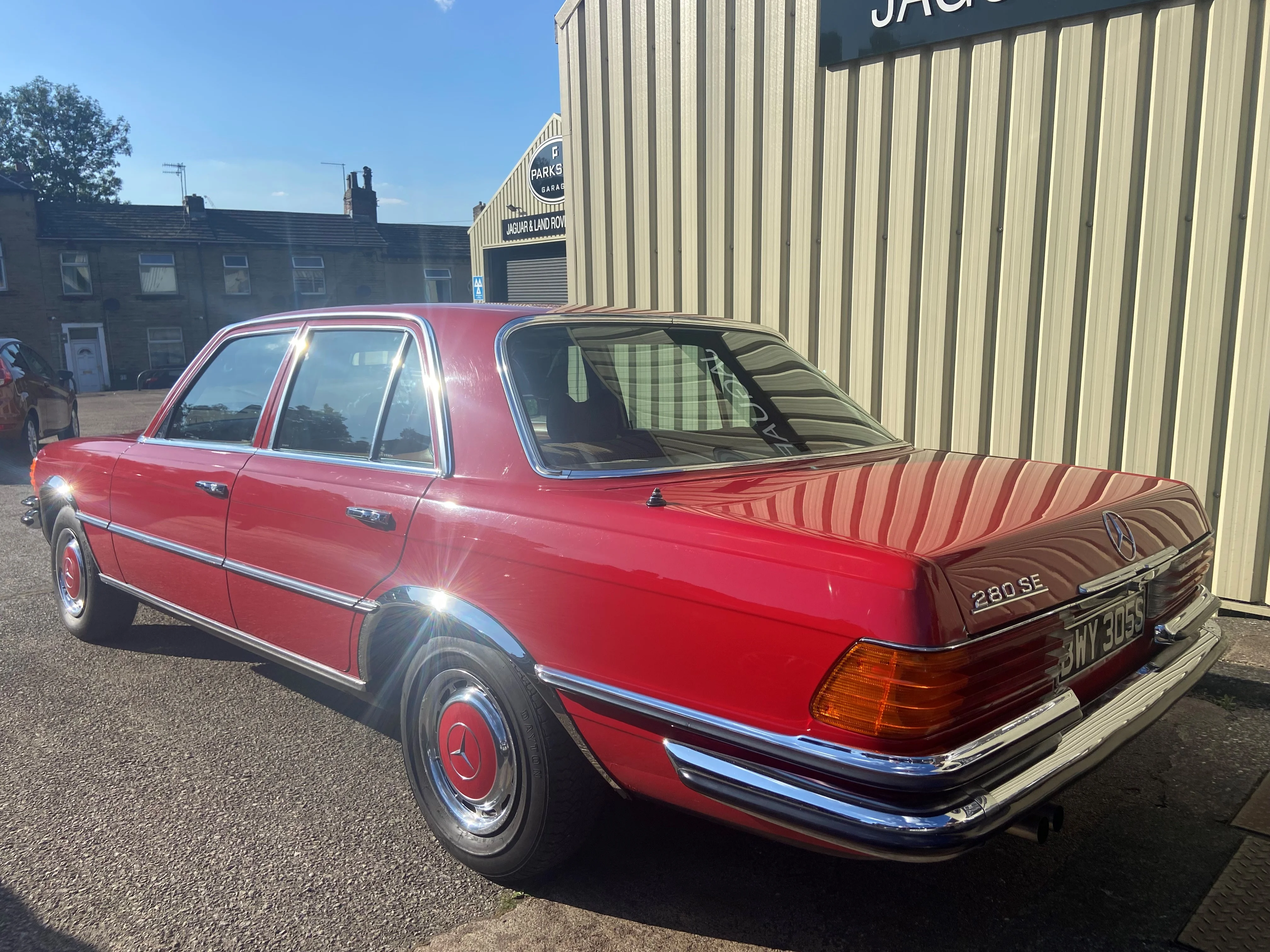 merc1.webp