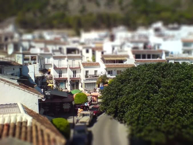 mijas1-tiltshift.webp