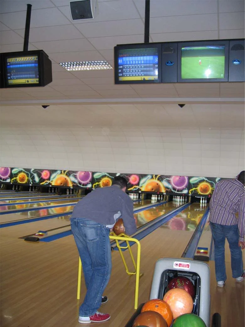 mikebowling.webp