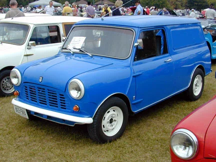 mini-van-01.webp