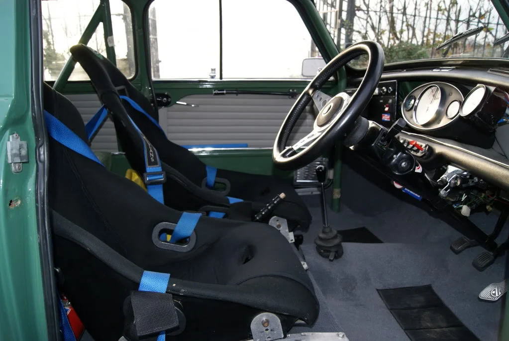 mini098.webp